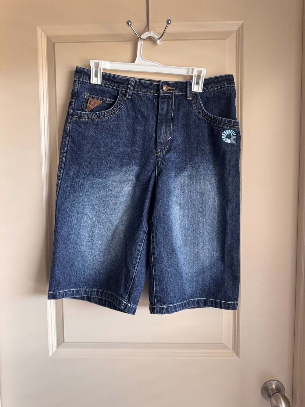 Akademiks Vintage Y2K Jeanius Level Gold Mining Company Embroidered Denim Shorts